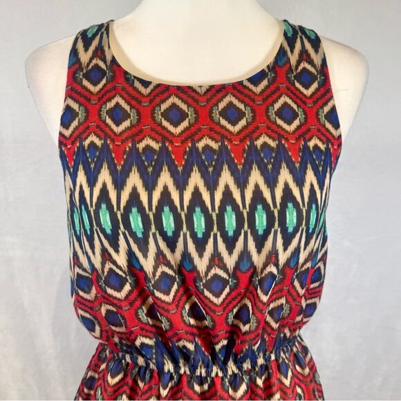 Colorful geometric print dress size medium - Picture 2 of 6